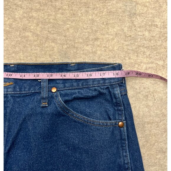 Wrangler 13MWZPW Cowboy Cut Medium Wash Denim Jeans Men's 38 X 32 - Picture 7 of 8